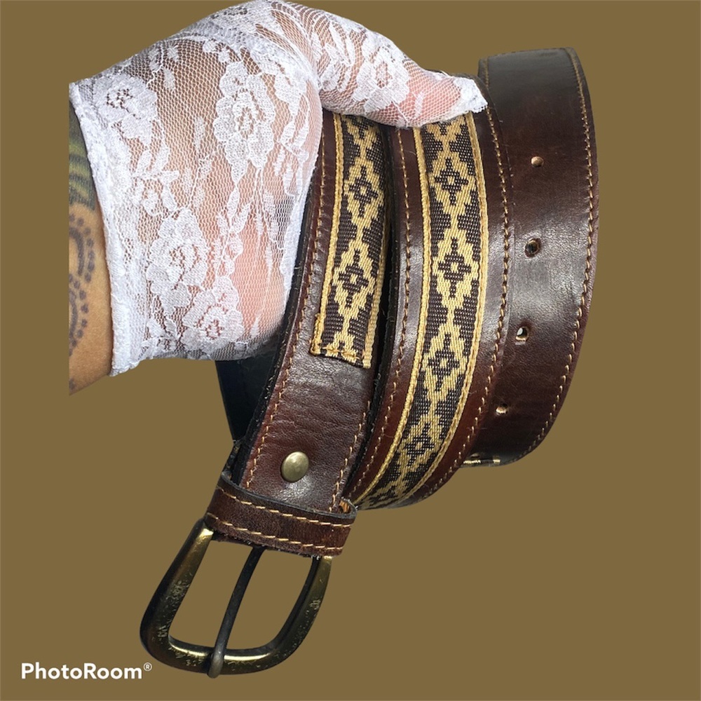 Leather Aztec Ribbon Print Belt 
Size 36”